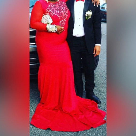 Prom dress for sell - Picture 2 of 2